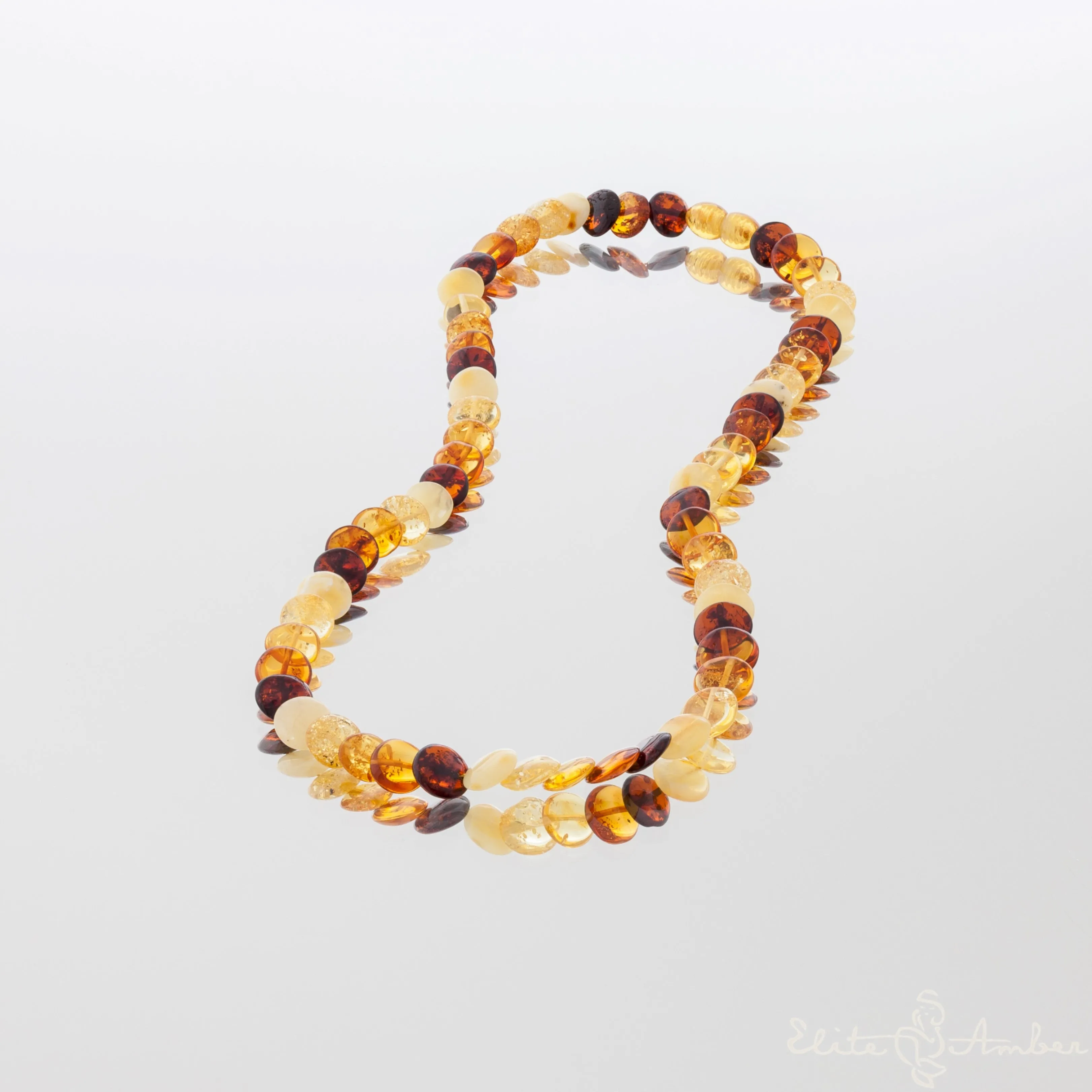Amber necklace "Overlapping rain"