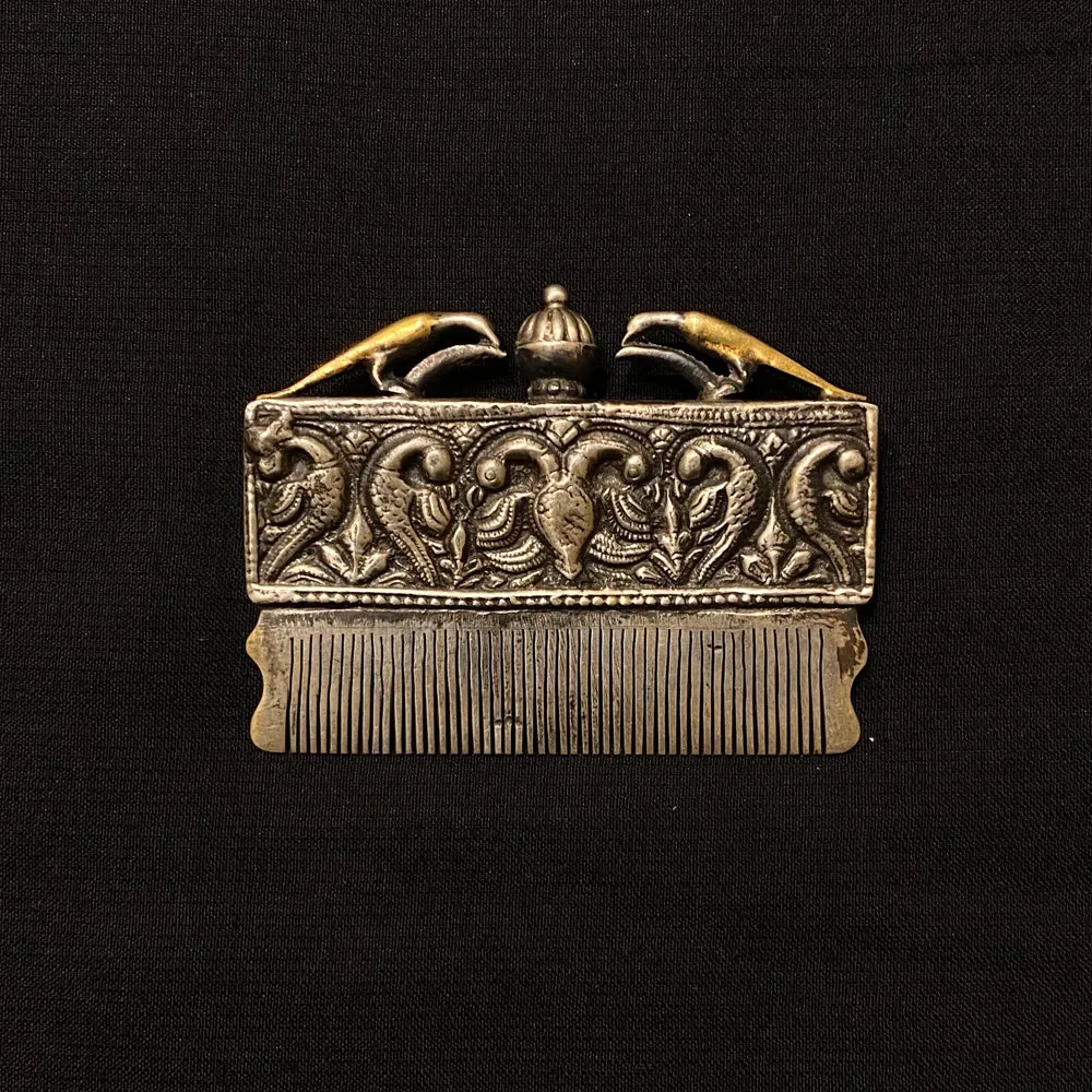 Comb Shaped Intricate Pendant