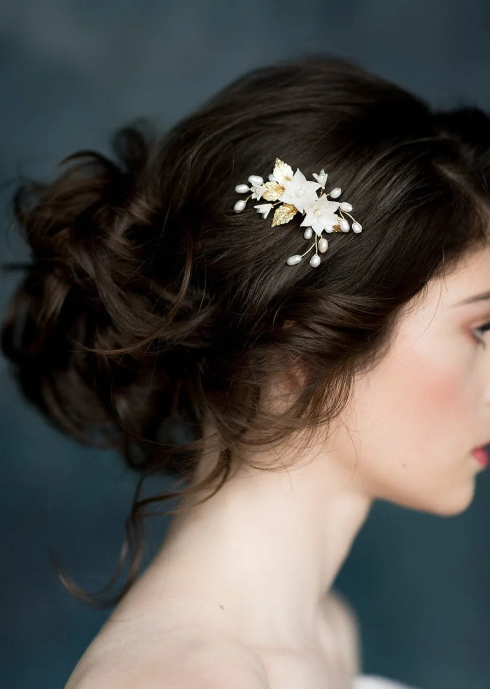 LILA Flower & Pearl Bridal Hair Comb
