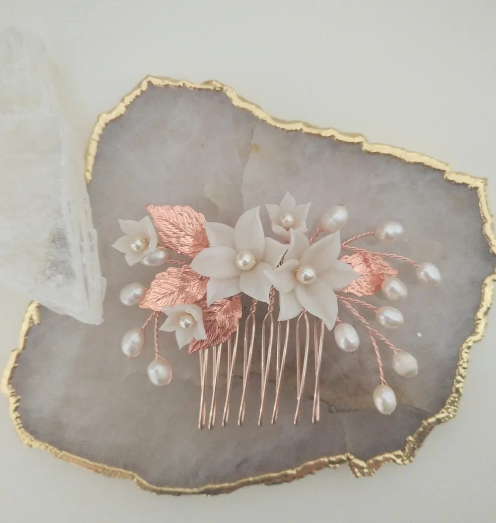 LILA Flower & Pearl Bridal Hair Comb