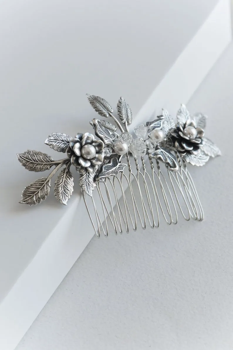 Silver floral hair comb with crystals and pearls
