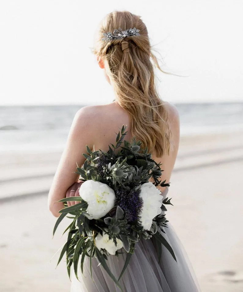 Silver floral hair comb with crystals and pearls
