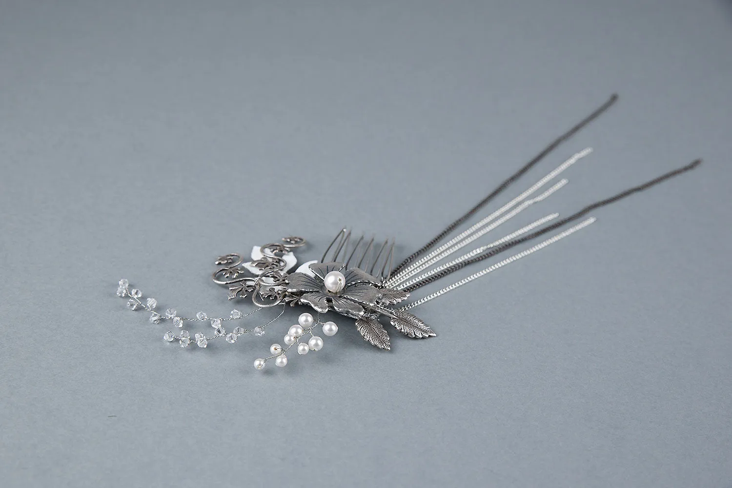 Silver headpiece with chain