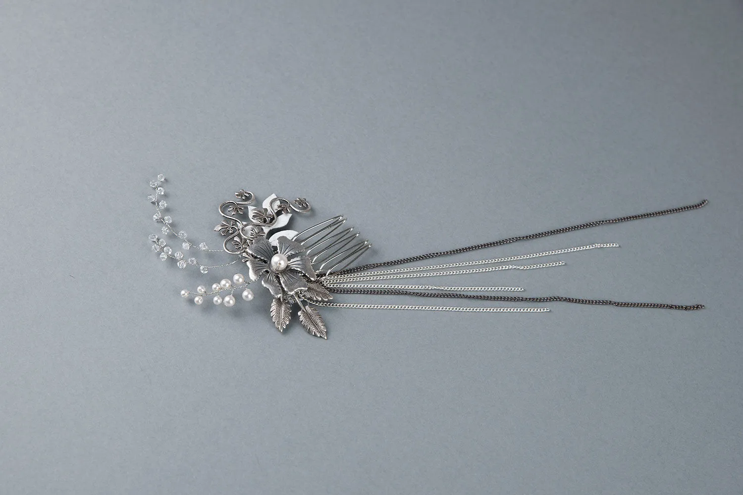 Silver headpiece with chain